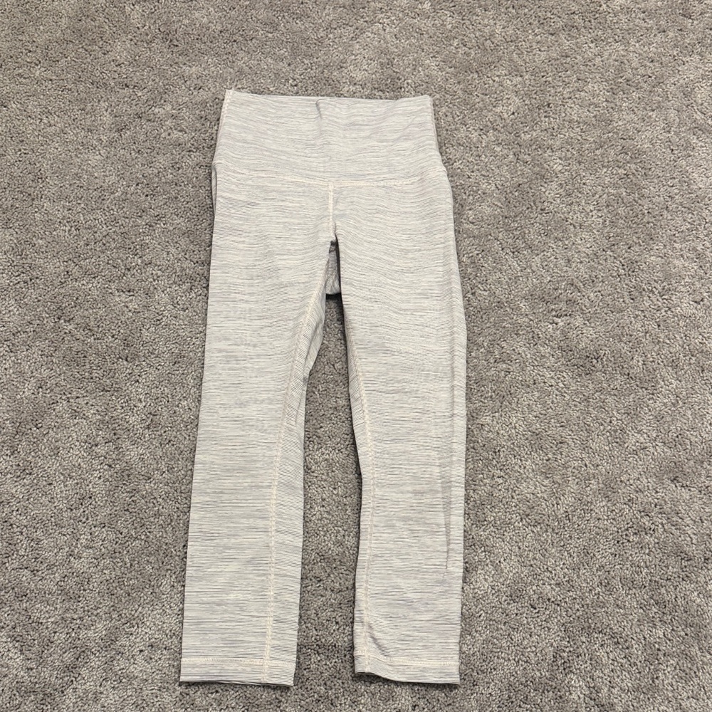 Lululemon Athletica crop Light Gray Leggings